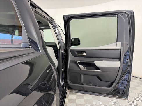 Used 2024 Toyota Tundra Limited AWD/4WD image 28
