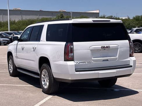Used 2019 GMC Yukon XL SLT w/ Open Road Package AWD/4WD image 4