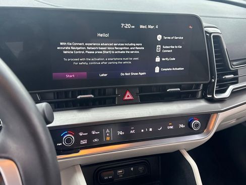 Used 2024 Kia Sportage EX image 23