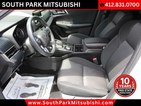 Used 2022 Mitsubishi Outlander ES AWD/4WD image 12