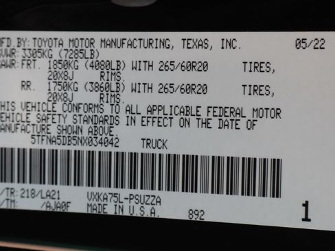 Used 2022 Toyota Tundra Platinum w/ Advanced Package AWD/4WD image 56