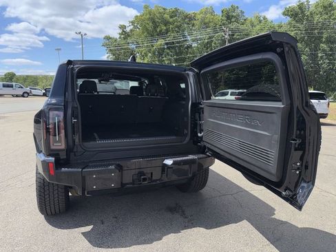 Used 2024 GMC Hummer EV 3X AWD/4WD image 30