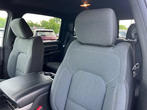 Used 2022 RAM 1500 Big Horn AWD/4WD image 14