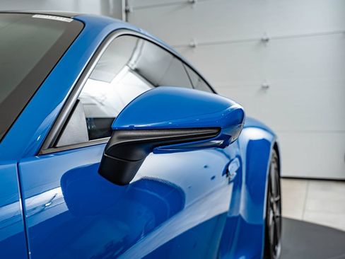 Certified 2025 Porsche 911 Carrera 4 GTS AWD/4WD image 12