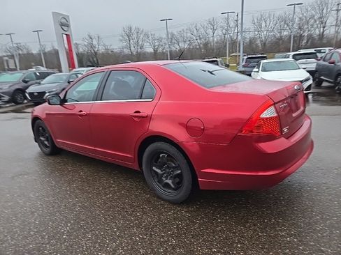Used 2011 Ford Fusion SE image 5