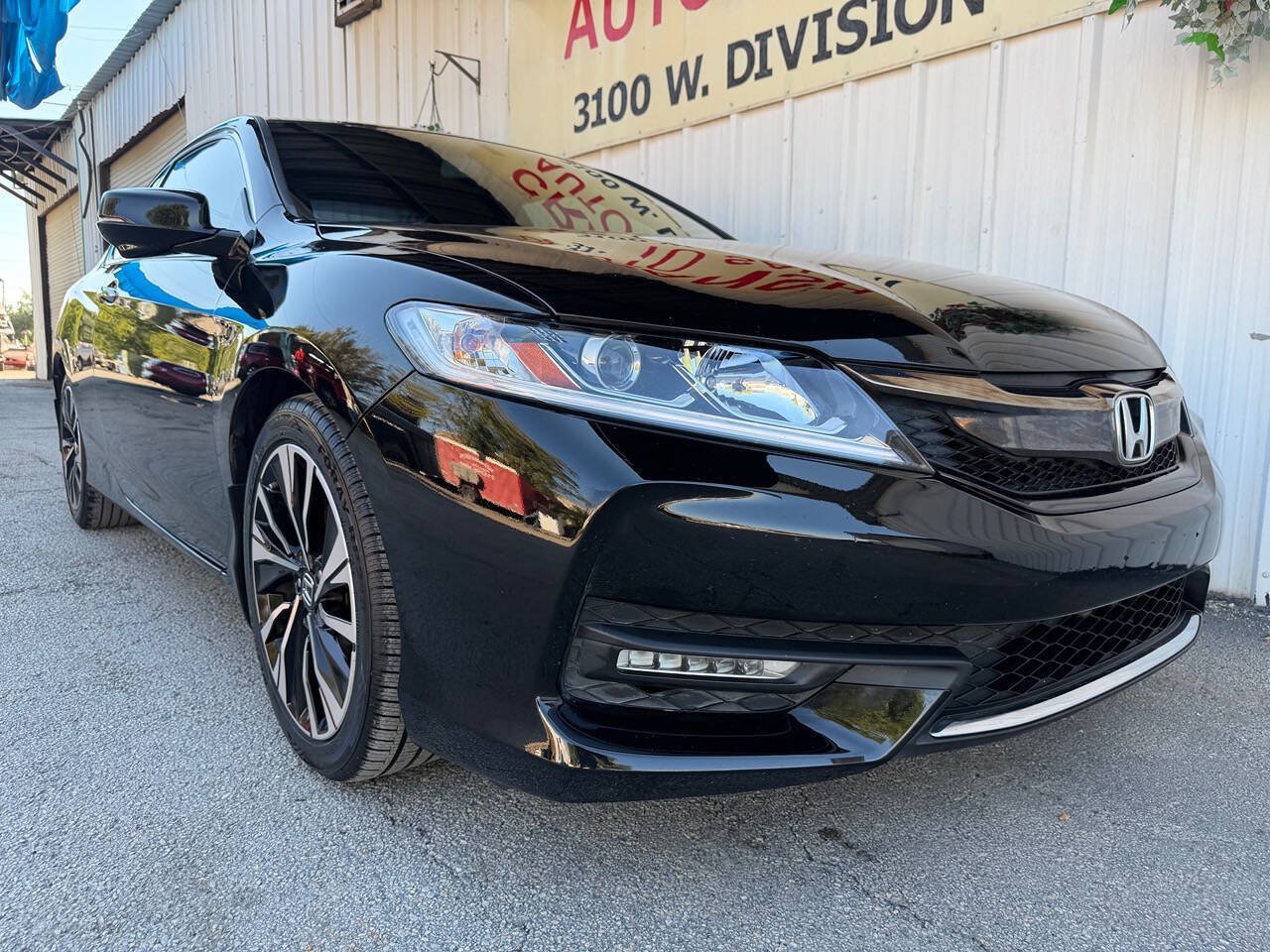 Used 2016 Honda Accord EX-L image 2