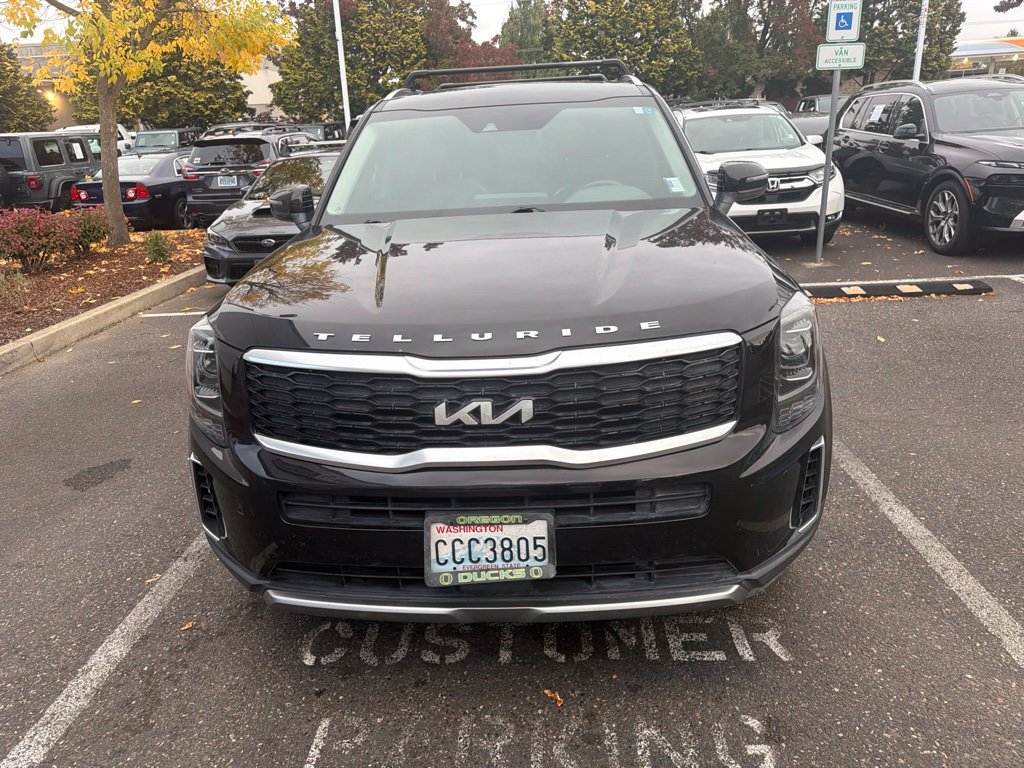 Used 2022 Kia Telluride S AWD/4WD image 2