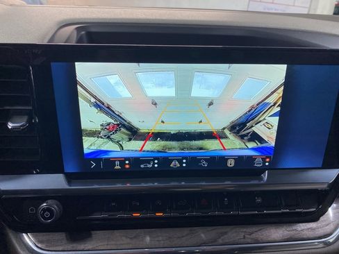 Certified 2024 Chevrolet Silverado 1500 LTZ w/ LTZ Convenience Package II image 30