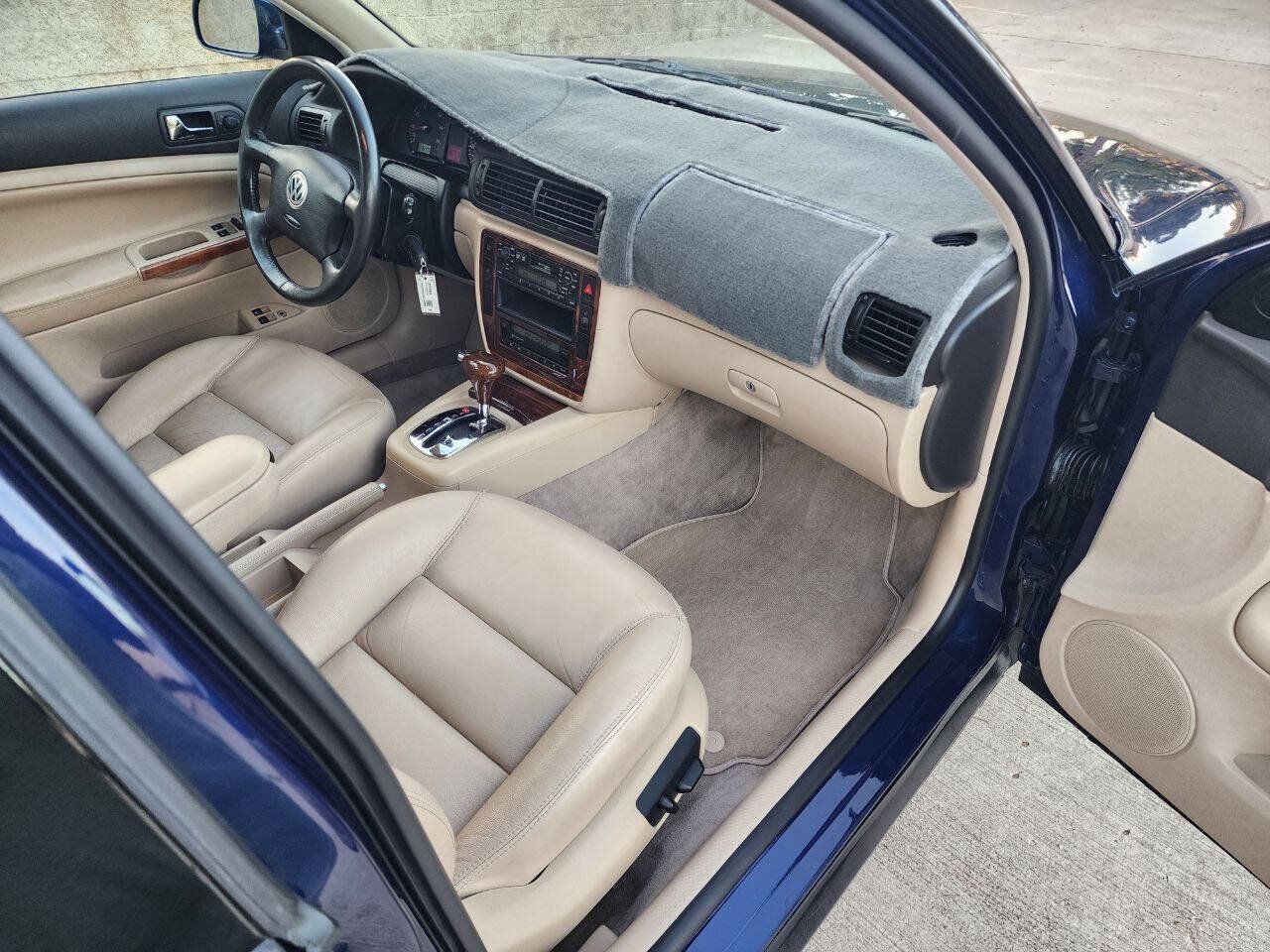 Used 2000 Volkswagen Passat GLX AWD/4WD image 22