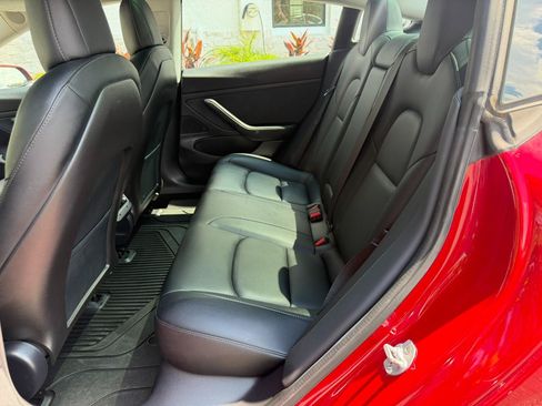 Used 2020 Tesla Model 3 Standard Range Plus RWD image 33