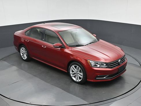Used 2019 Volkswagen Passat 2.0T Wolfsburg w/ Wheels & Sunroof Package FWD image 56