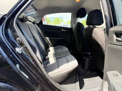 Used 2019 Hyundai Accent SE FWD image 28