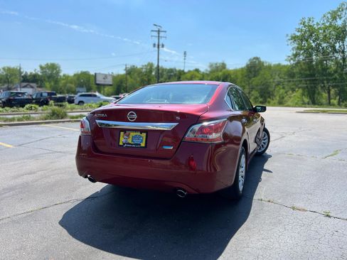 Used 2014 Nissan Altima 2.5 S FWD image 8