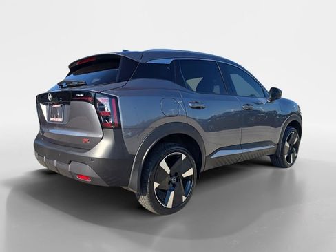 New 2025 Nissan Kicks SR image 6