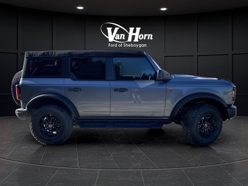 New 2026 Ford Bronco Badlands AWD/4WD image 2