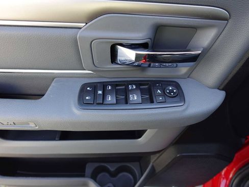 Used 2018 RAM 1500 Big Horn image 11