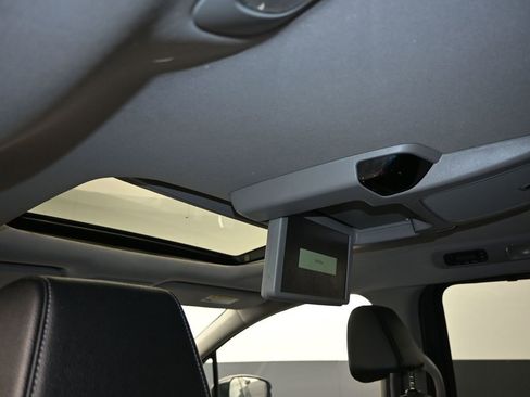 Certified 2022 Honda Odyssey Touring image 24