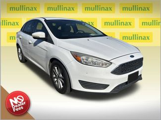 Used 2017 Ford Focus SE video 1