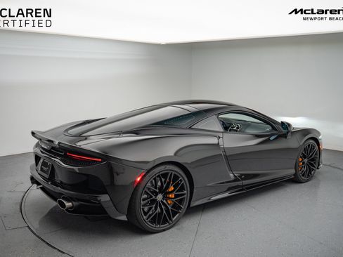 Used 2023 McLaren GT image 18