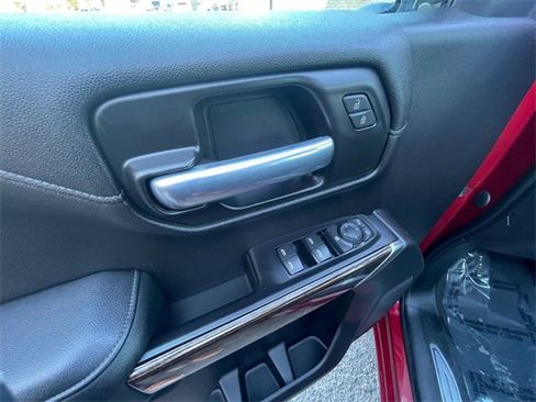 Used 2021 GMC Sierra 1500 SLE w/ Preferred Package image 11