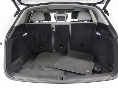 Used 2022 Audi Q5 2.0T Premium w/ Convenience Package image 19