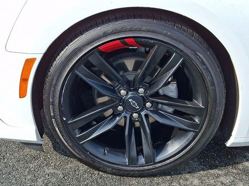 Used 2022 Chevrolet Camaro LT w/ Redline Edition RWD image 8