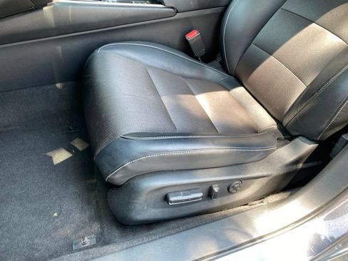 Used 2018 Honda Accord Sport image 24