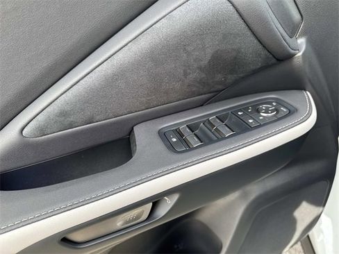 New 2026 Lexus TX 500h AWD image 17