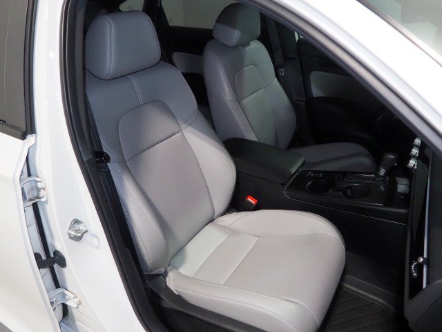 Used 2025 Honda Civic FWD Hybrid Sedan image 2