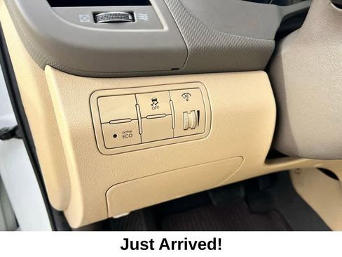 Used 2014 Hyundai Accent GLS image 16