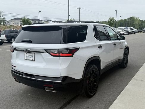 Used 2020 Chevrolet Traverse Premier w/ Redline Edition FWD image 6