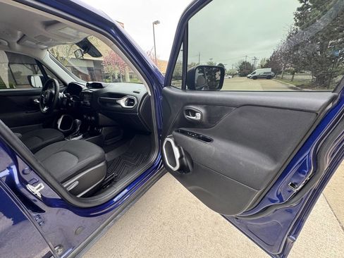 Used 2019 Jeep Renegade Sport FWD image 21