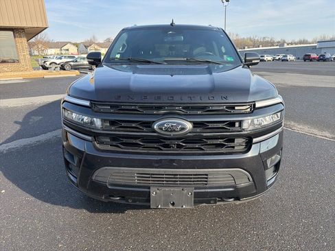 Used 2023 Ford Expedition Max Limited image 8