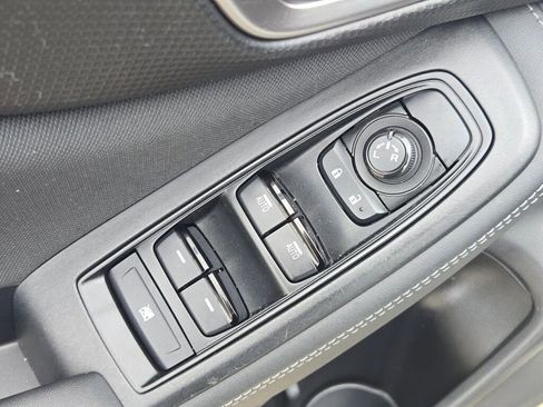 Used 2024 Subaru Forester Premium image 19