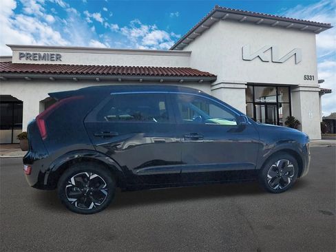 Certified 2024 Kia Niro Wind w/ Wind Preserve Package image 8