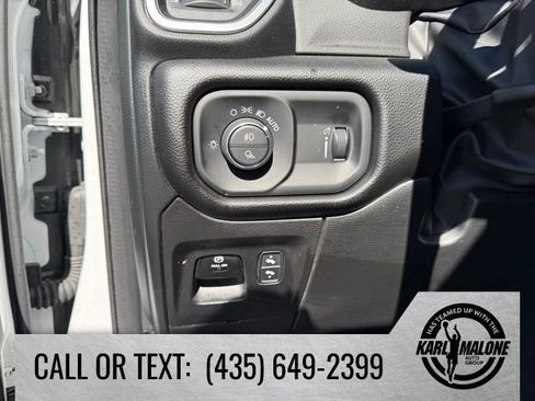 Used 2025 RAM 1500 Big Horn AWD/4WD image 17