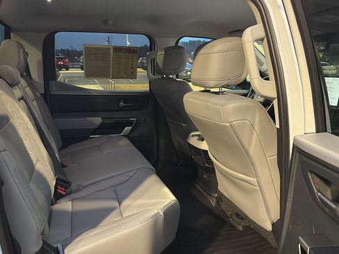Used 2024 Toyota Tundra Limited image 11