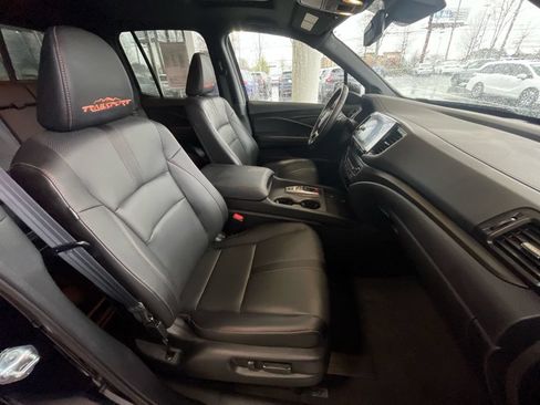 Certified 2025 Honda Ridgeline TrailSport+ image 34