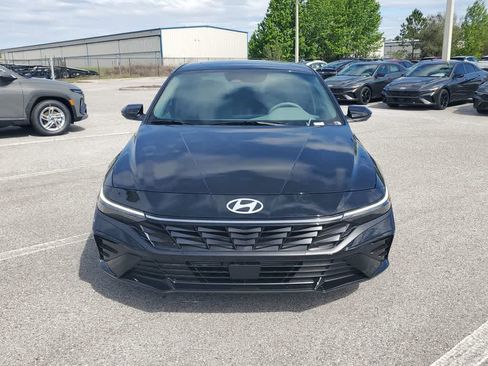 New 2026 Hyundai Elantra SEL Sport Premium image 8