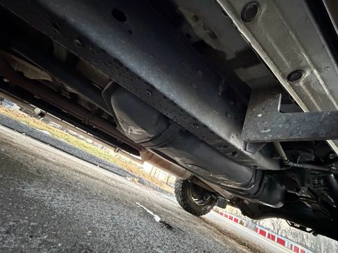 Used 2015 Toyota Tundra SR image 24