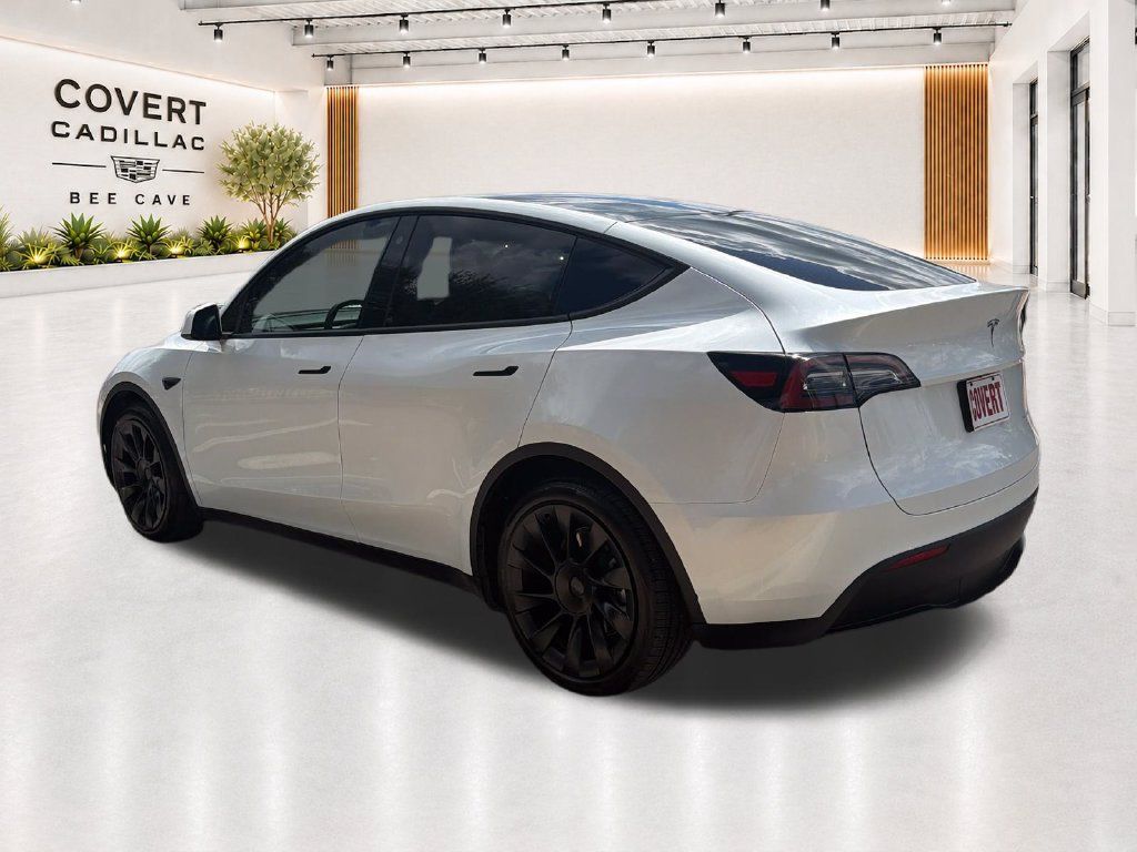 Used 2023 Tesla Model Y Long Range AWD/4WD image 10