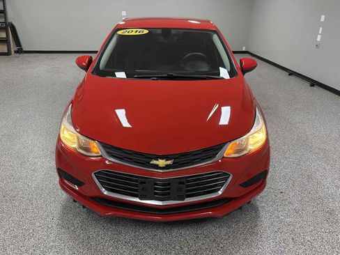 Used 2016 Chevrolet Cruze LS FWD image 8