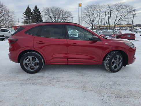 Used 2023 Ford Escape ST-Line image 19