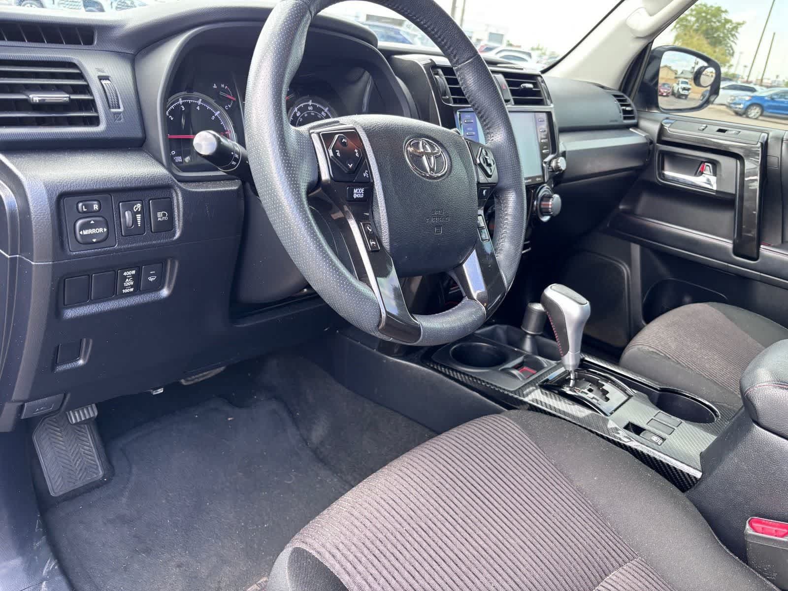 Used 2022 Toyota 4Runner TRD Off-Road AWD/4WD image 13