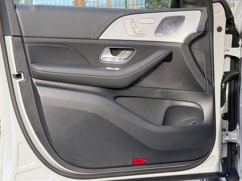 New 2026 Mercedes-Benz GLE 53 AMG 4MATIC Coupe image 16