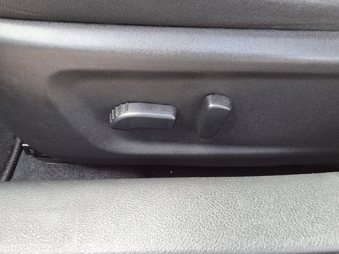 Used 2024 Nissan Altima 2.5 SV FWD image 16