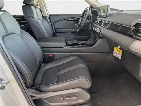 New 2025 Honda Pilot EX-L image 16