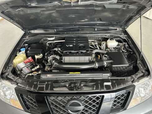 Used 2021 Nissan Frontier SV w/ Midnight Edition Floor Mats AWD/4WD image 23