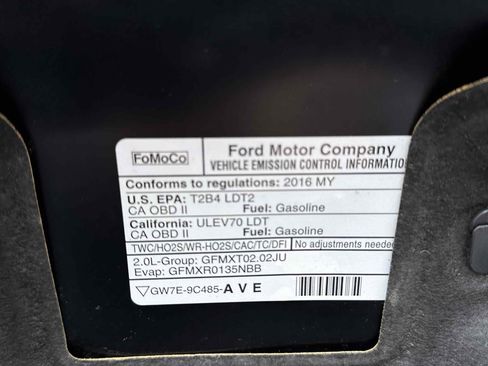 Used 2016 Ford Edge SE image 26
