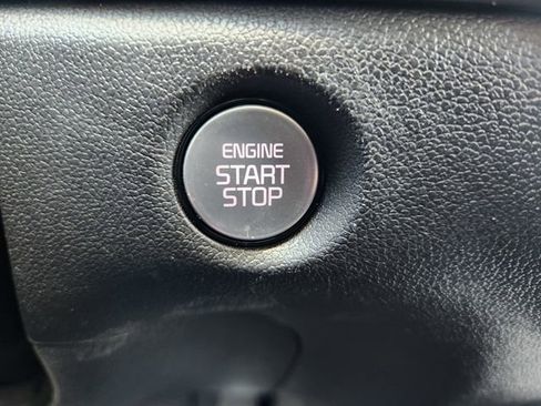 Used 2025 Kia Sorento LX image 20